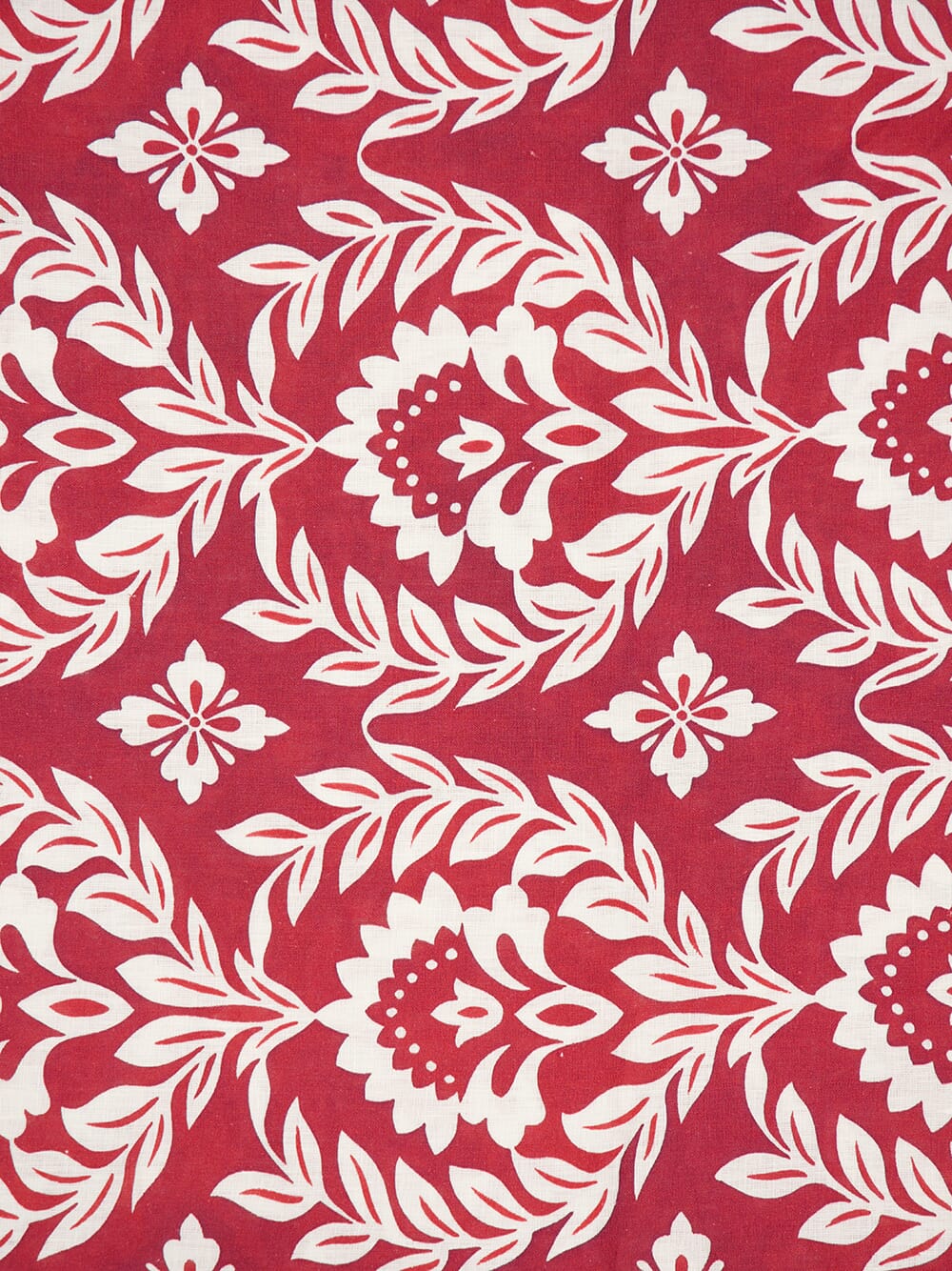 Garland Bordeaux Large Tablecloth - Image 3