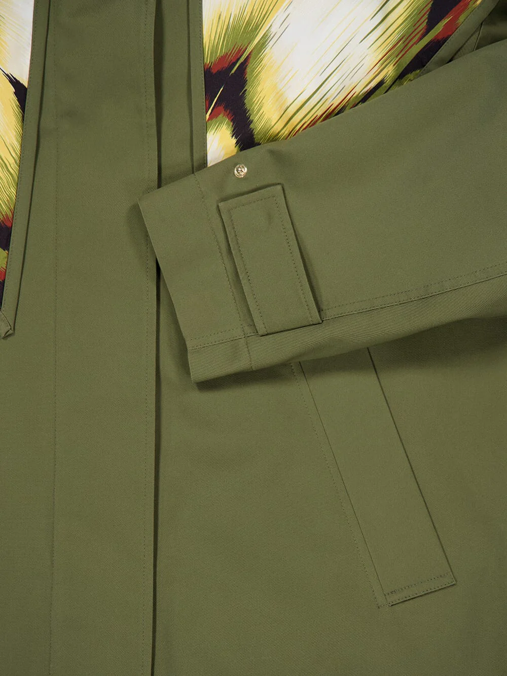 Solid Green Buttoned Parka in Windsor Cotton - Image 4