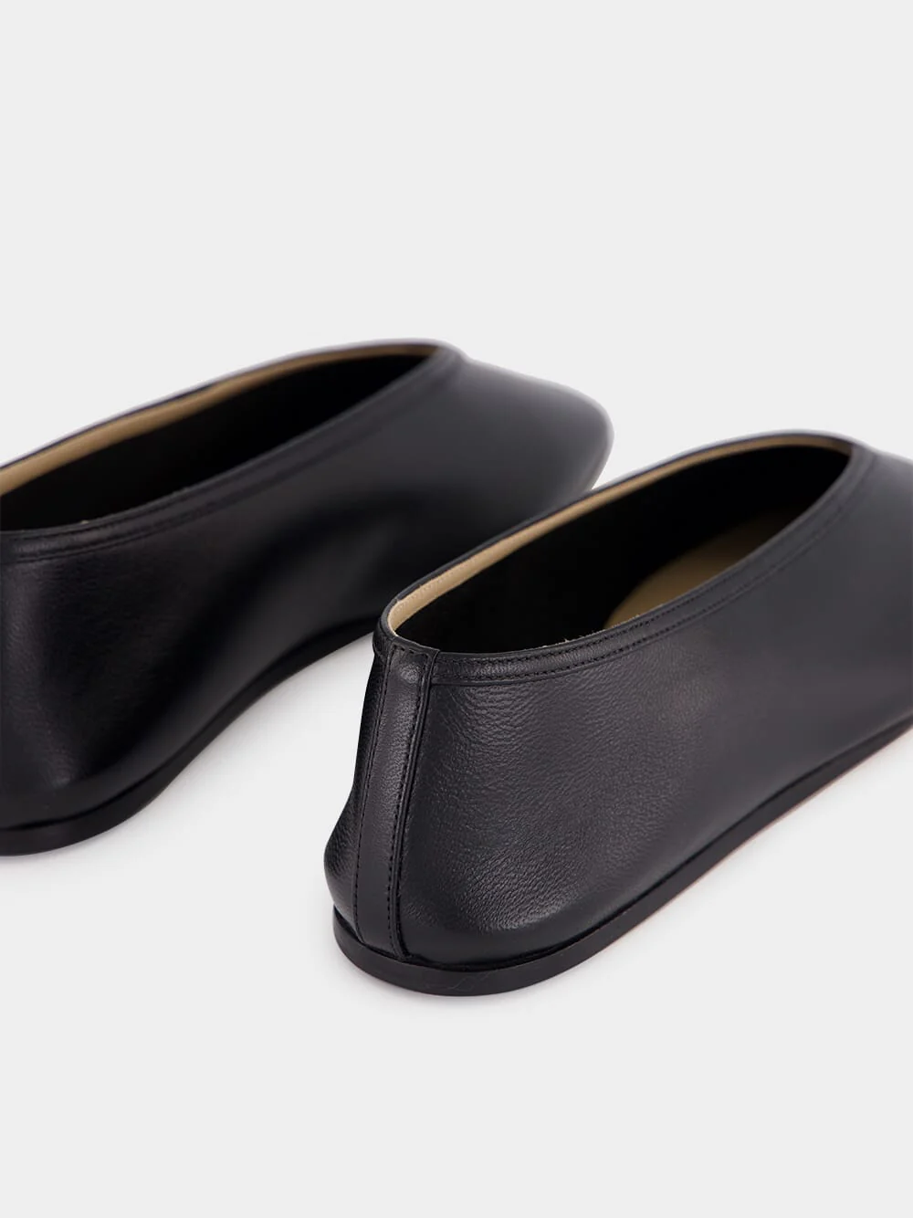 Black Luna Leather Slipper - Image 6