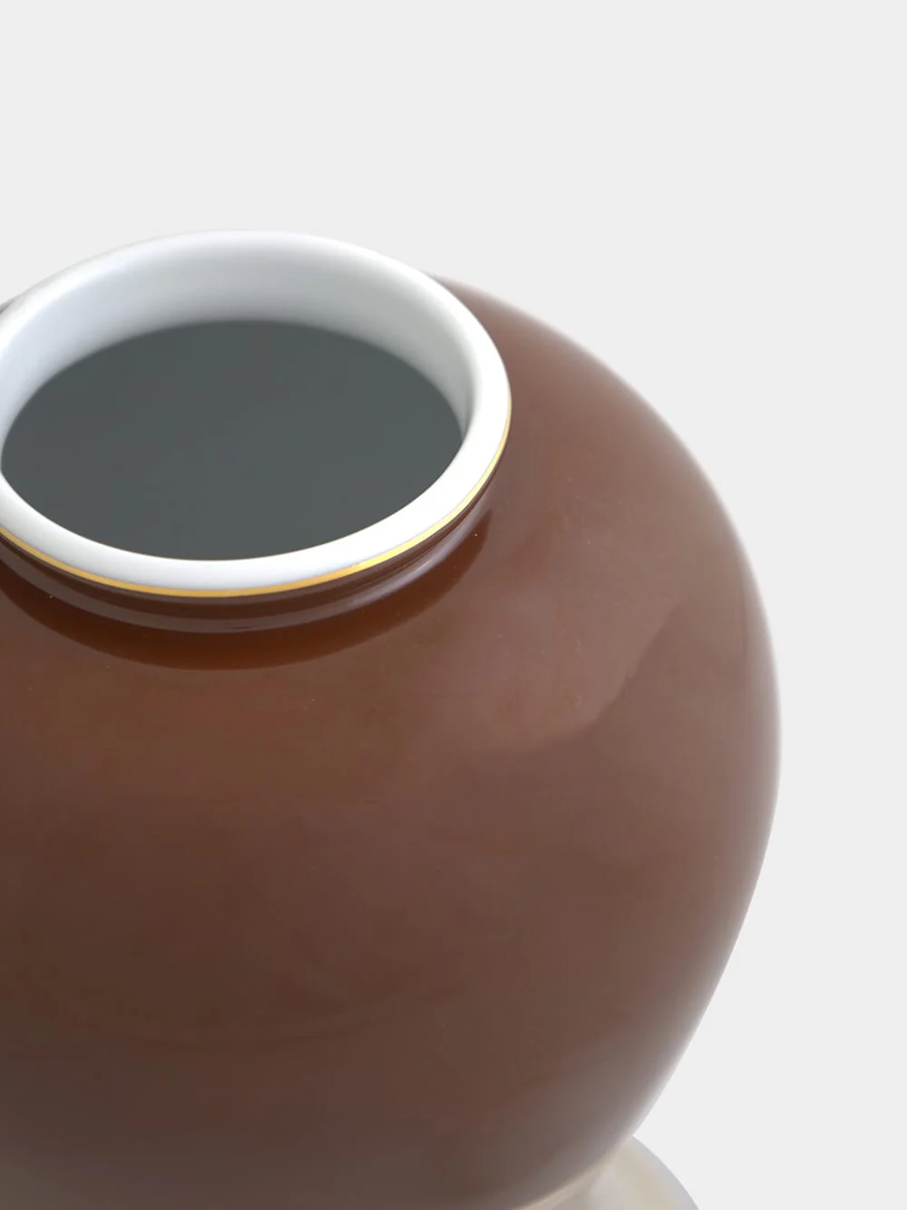 Brown Medium Porcelain Pot - Image 3