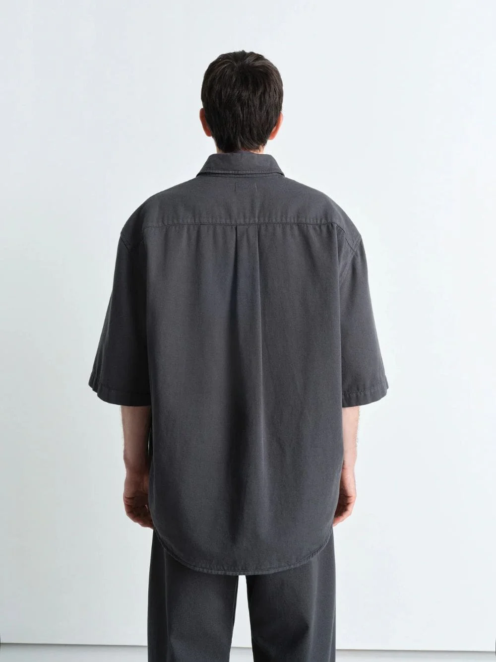 Carbon Blue Short Sleeve Denim Shirt - Image 3