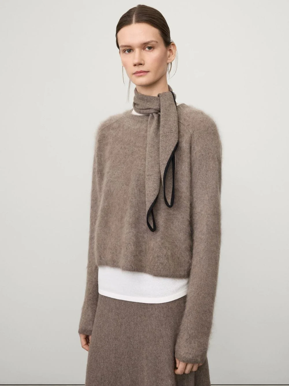Truffle Cashmere Chelsea Scarf - Image 2