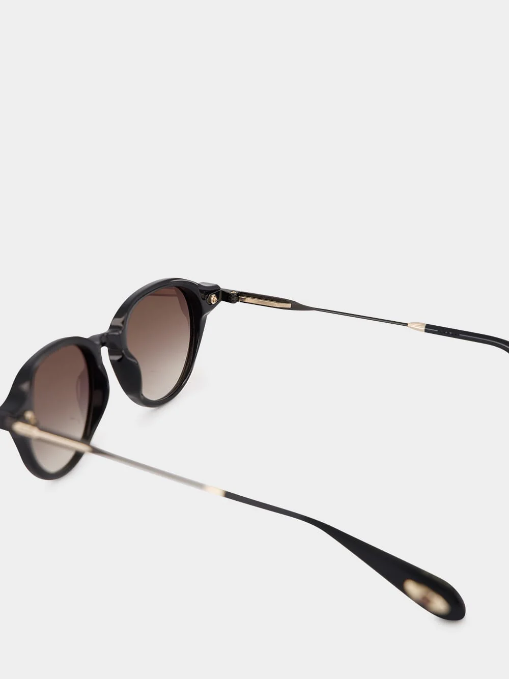 Après-Ski Black Gradient Round Sunglasses - Image 4