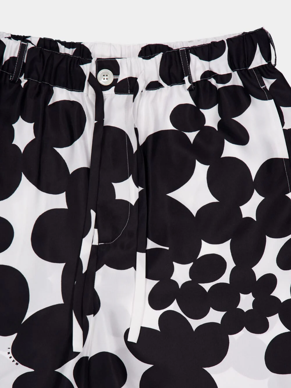 Black and White Dillies Print Silk Bermuda Shorts - Image 5