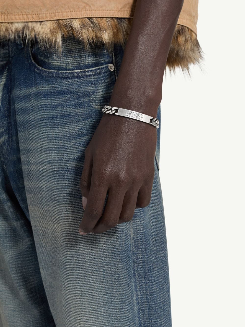 Silver Classic Chain Bracelet - Image 2