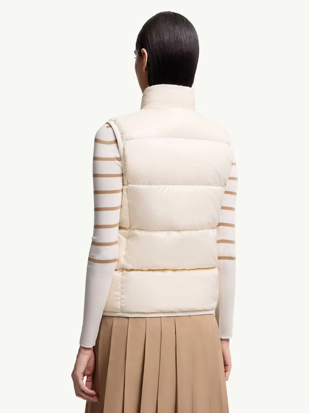 White Badia Down Gilet - Image 4