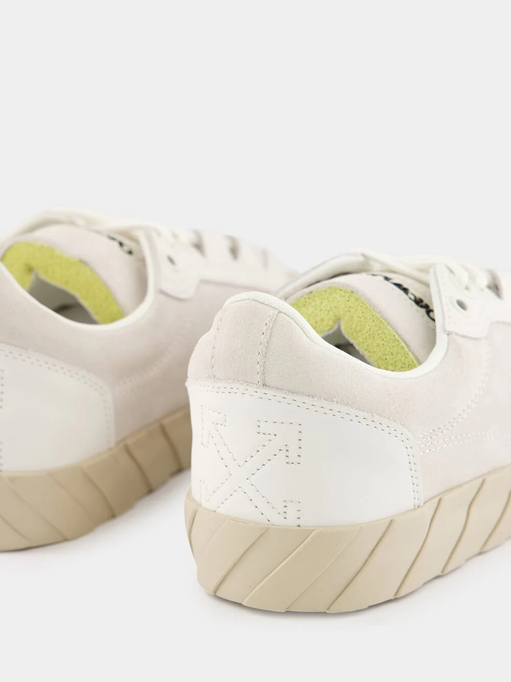 Beige Low Vulcanized 779 Sneakers - Image 6