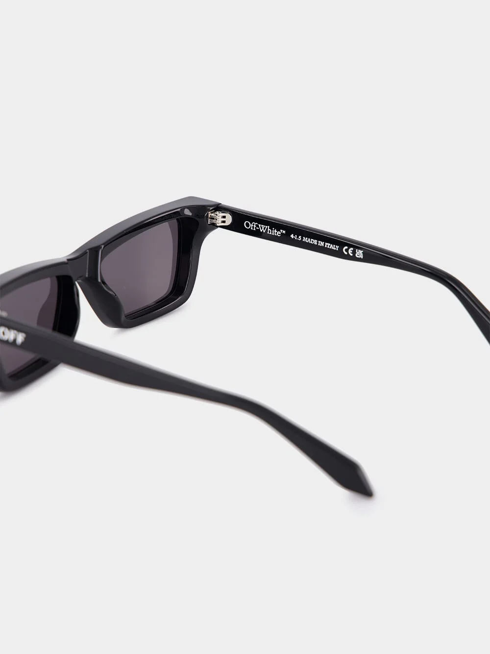 Cambridge Black Rectangular Sunglasses - Image 4