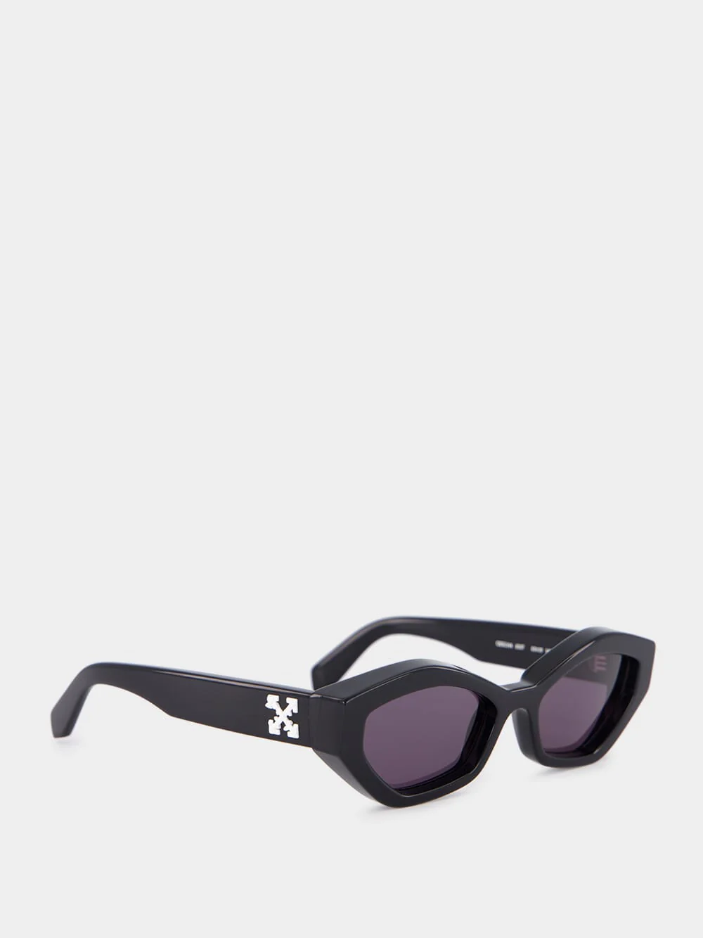 Hilo Black Cat-Eye Sunglasses - Image 2