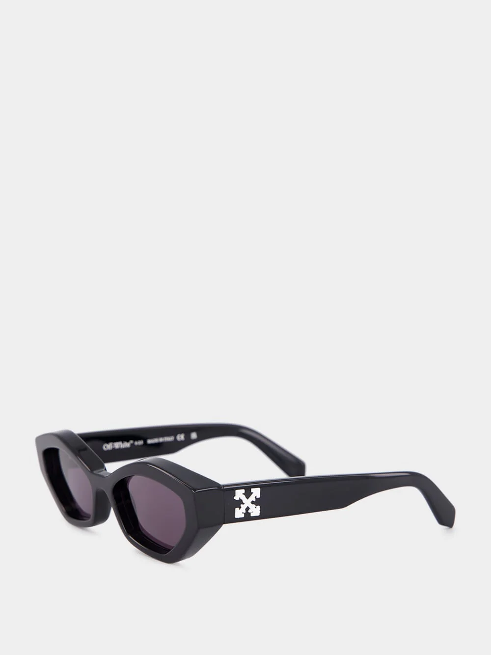 Hilo Black Cat-Eye Sunglasses - Image 3