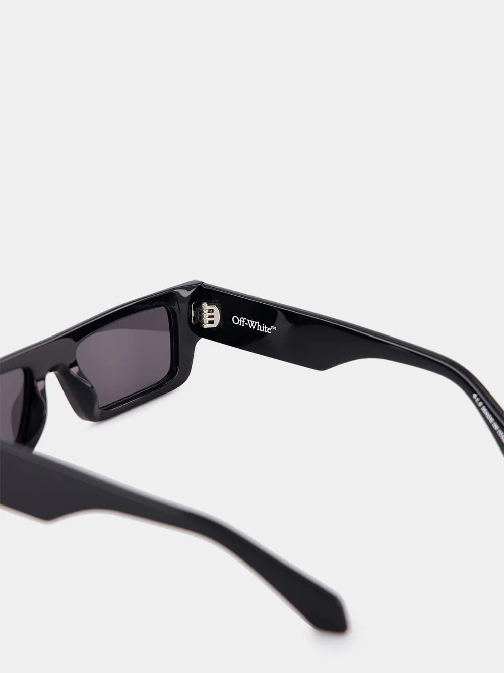 Pittsburgh Black Rectangular Sunglasses - Image 4