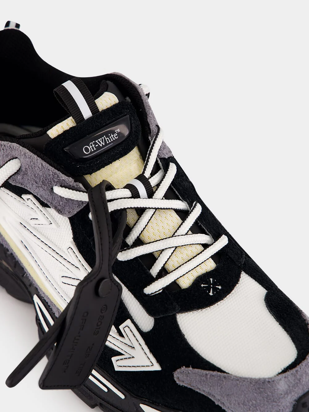 White and Black Be Right Back Sneakers - Image 8