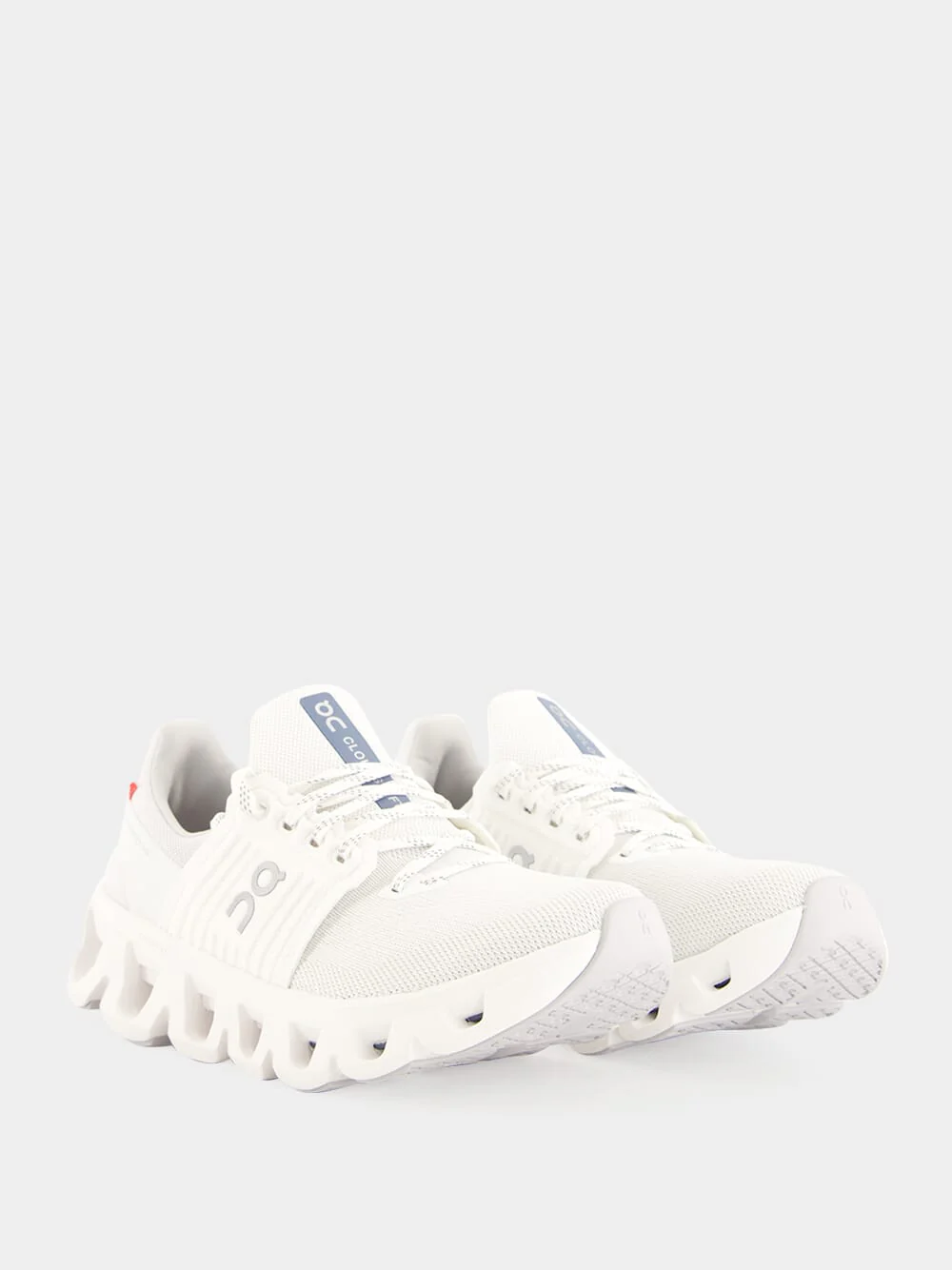 Cloud 6 Versa Sneakers in White - Image 3