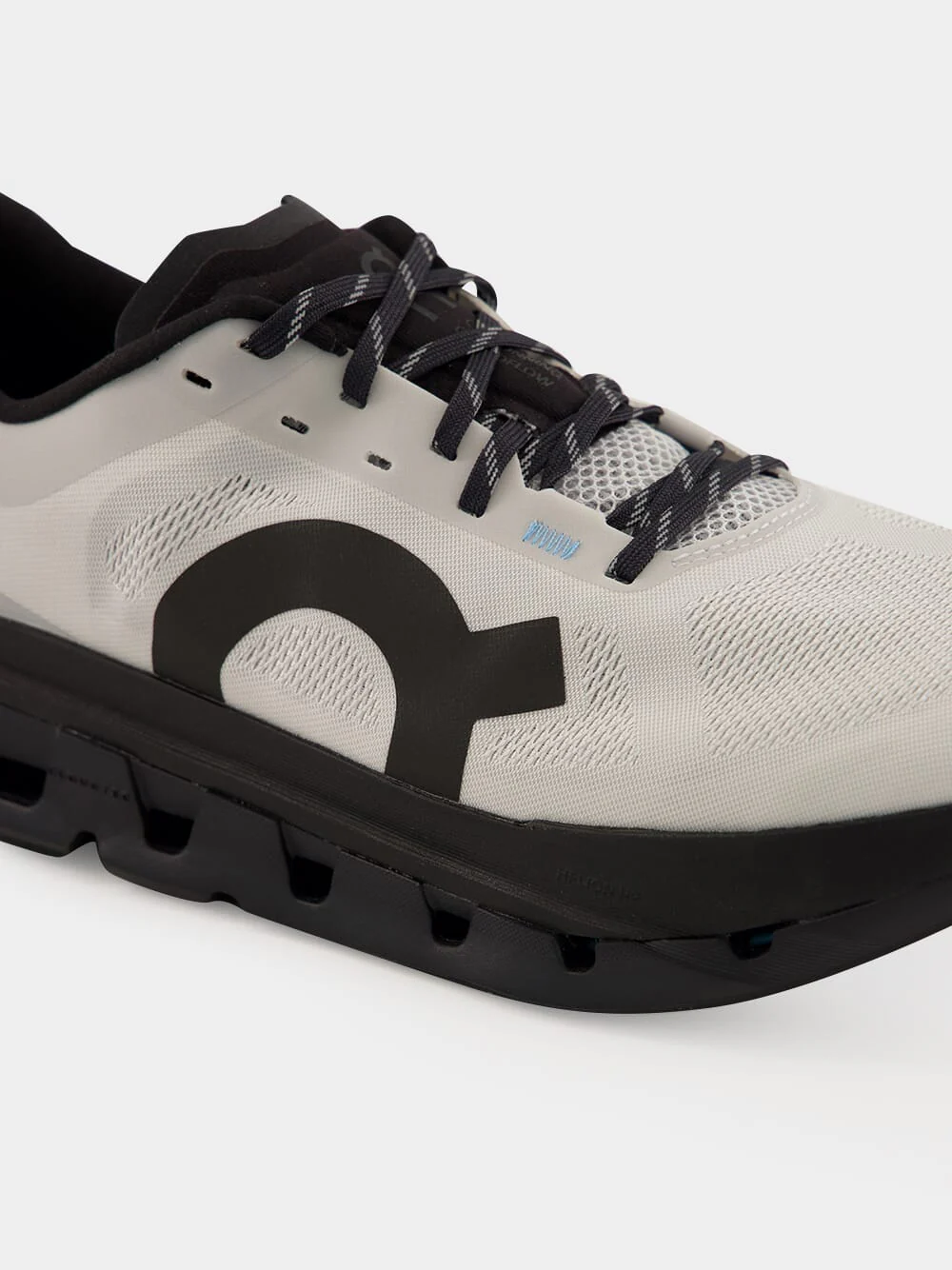 Cloudflow 5 Sneakers in Glacier and Black - Image 7