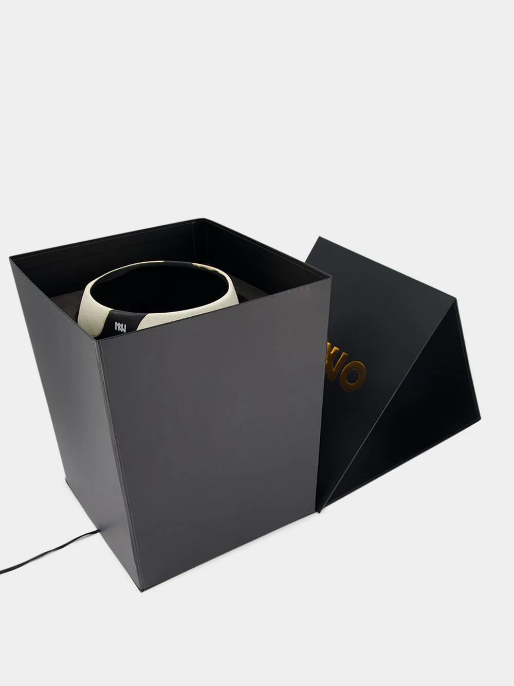 Cape Artistic Ivory XL Candle - Image 4