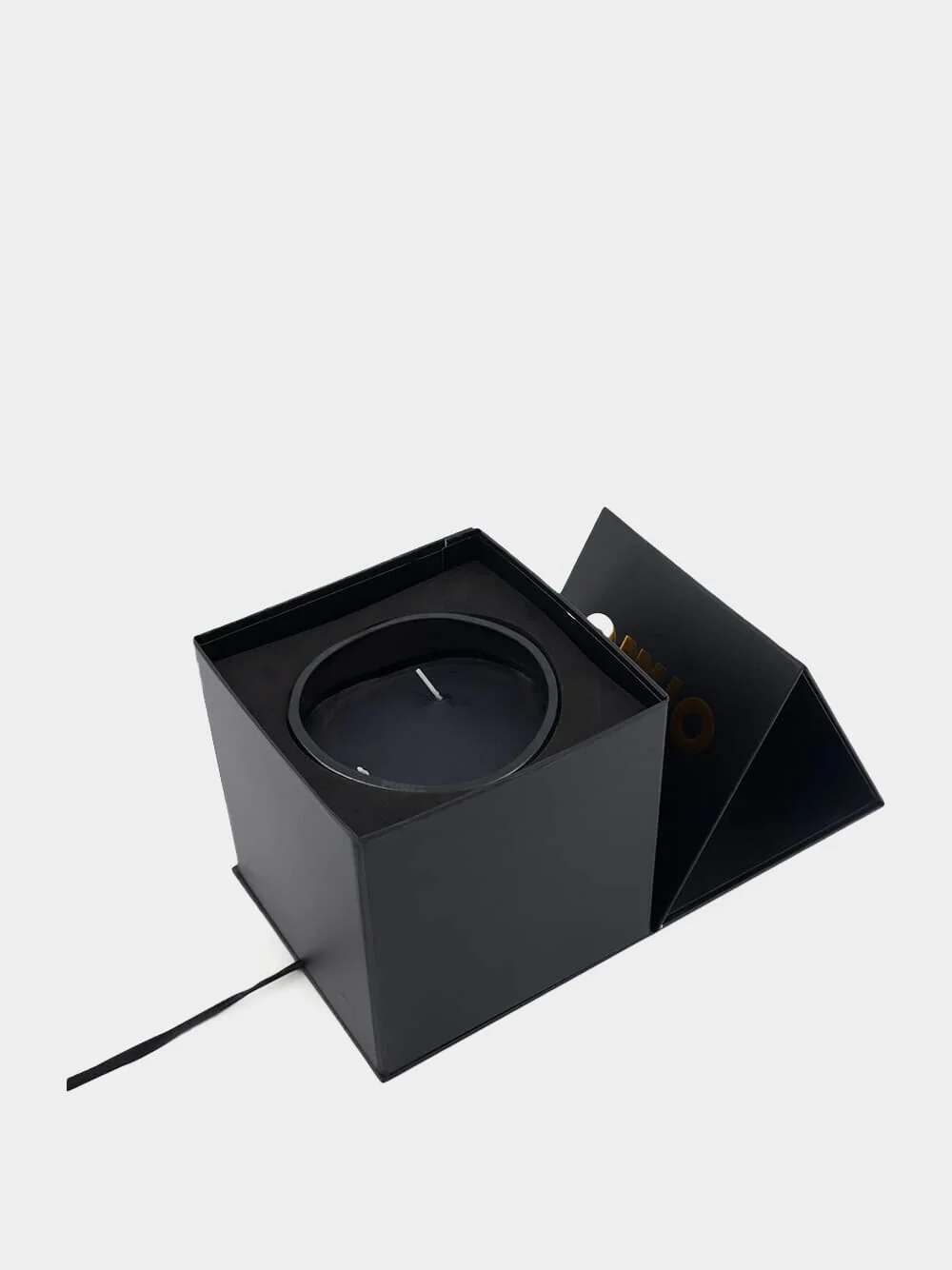 Cape Smoked Grey S Candle - Image 4