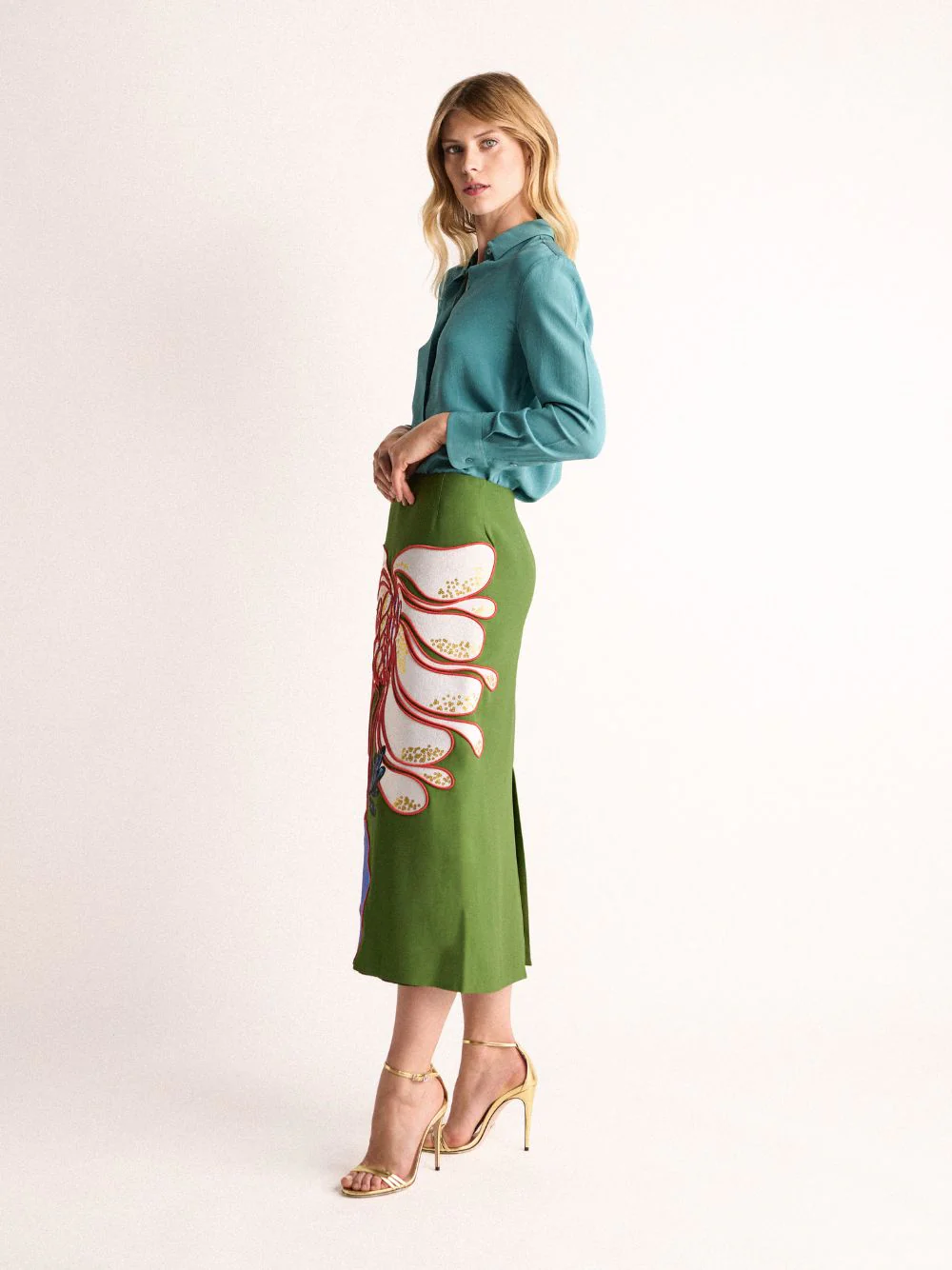 Elizabeth Flowera Embroidered Pencil Skirt - Image 3