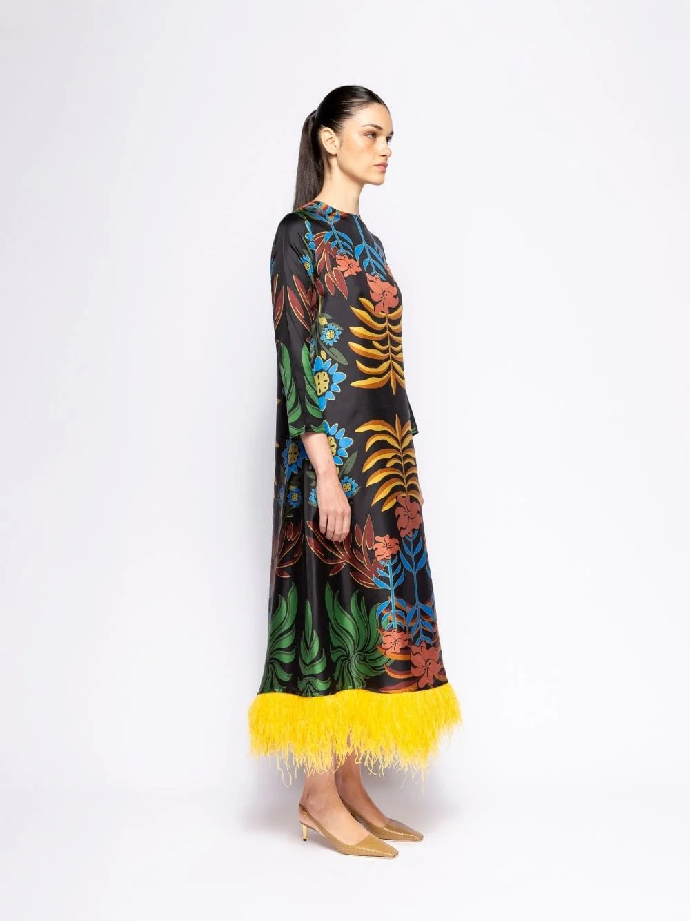 Grayf Visual Garden Print Printed Dress with Feathers - Image 5