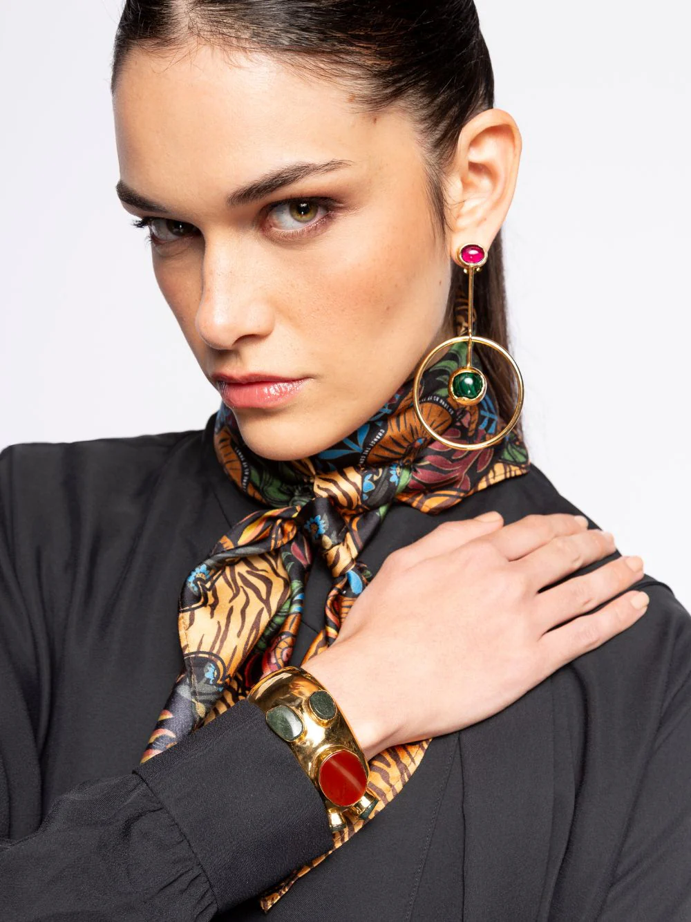 Hestia Circular Gold-Plated Earrings with Stones - Image 5