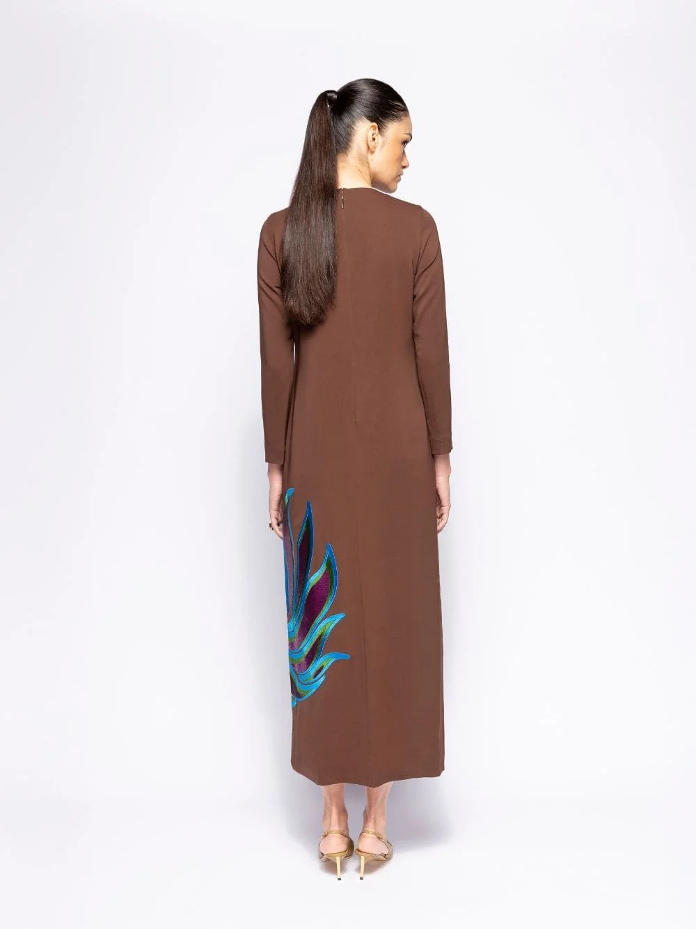Kentia Coffee Bean Embroidered Long-Sleeved Maxi Dress - Image 3