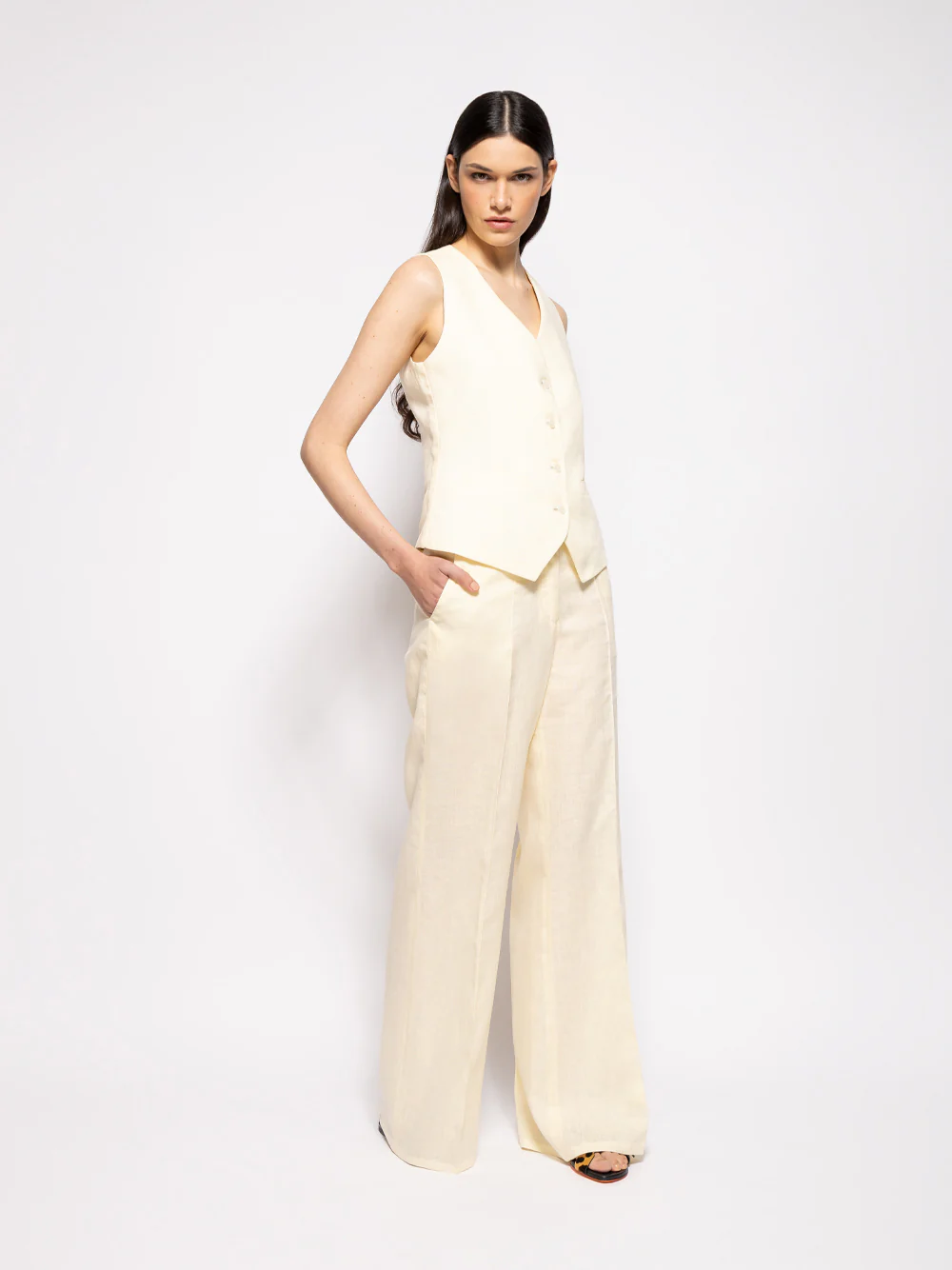 Leo Cream Linen Vest - Image 2