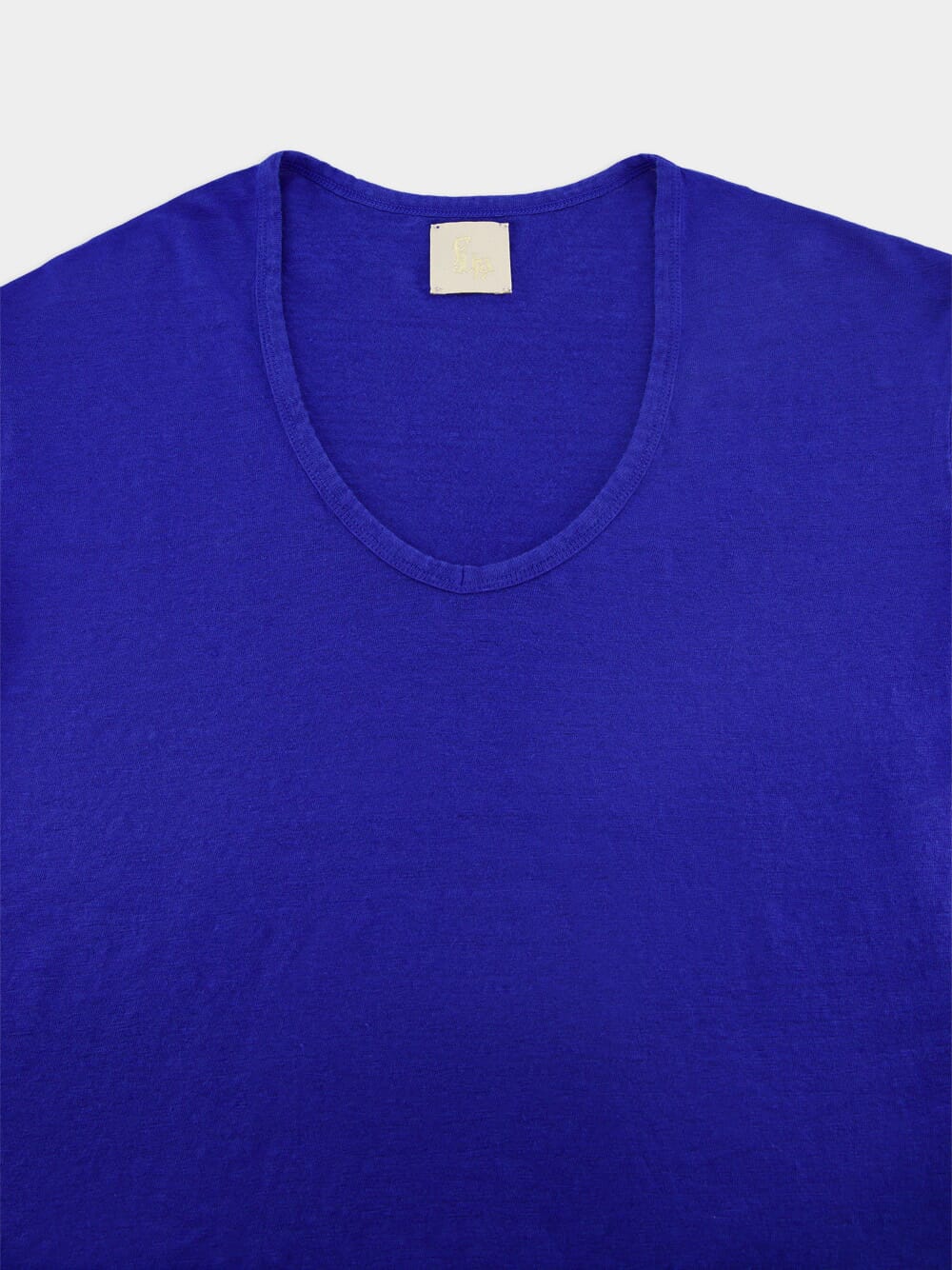 Linen V-Neck T-Shirt - Image 11
