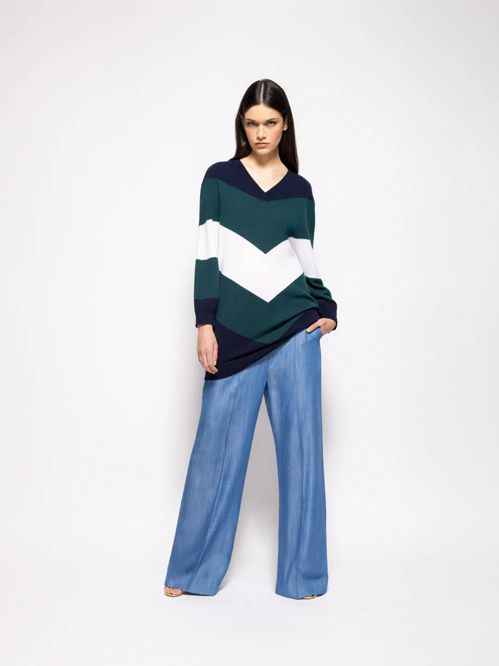 Myrio Salute V-Neck Cashmere Oversize Top