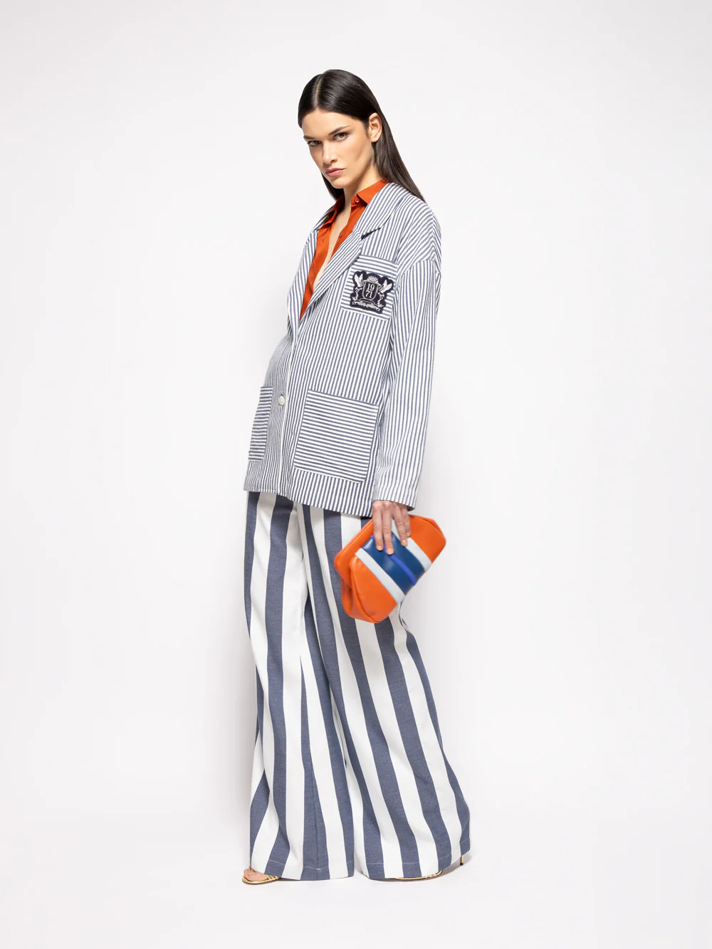 Nymphaea Navy Hand-Woven Blazer with Embroidery