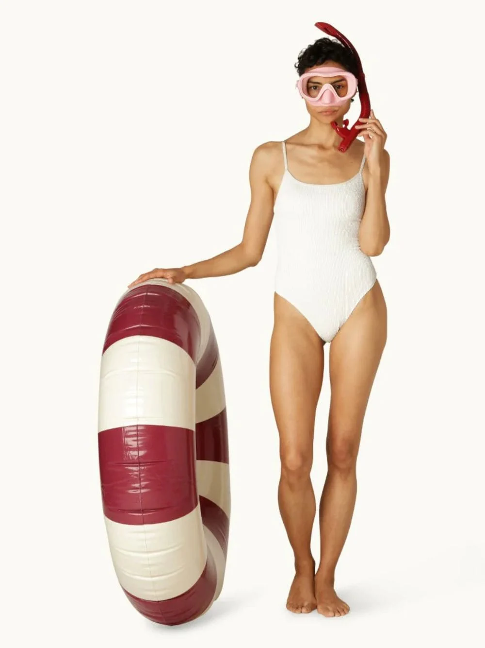 Ruby Red Float Celine Grand - Image 3