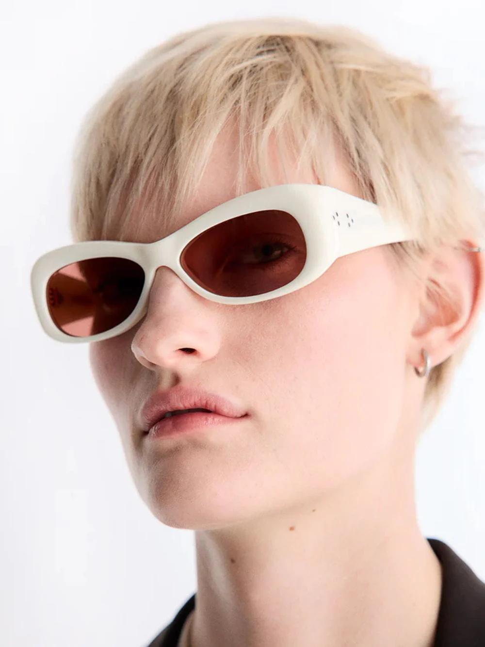 White Oval Lydia Acetate Sunglasses - Image 4