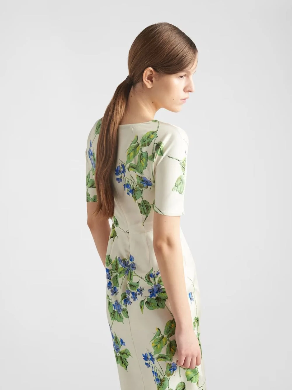 Re-Edition 2003 Violet Print Silk Dress - Image 4