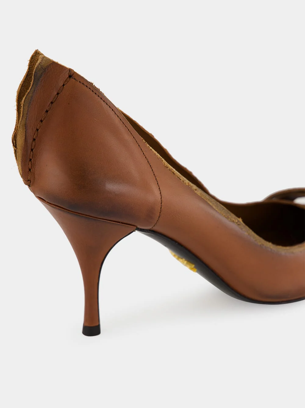 Cocoa Brown Mid-Heel Leather Pumps - Image 7