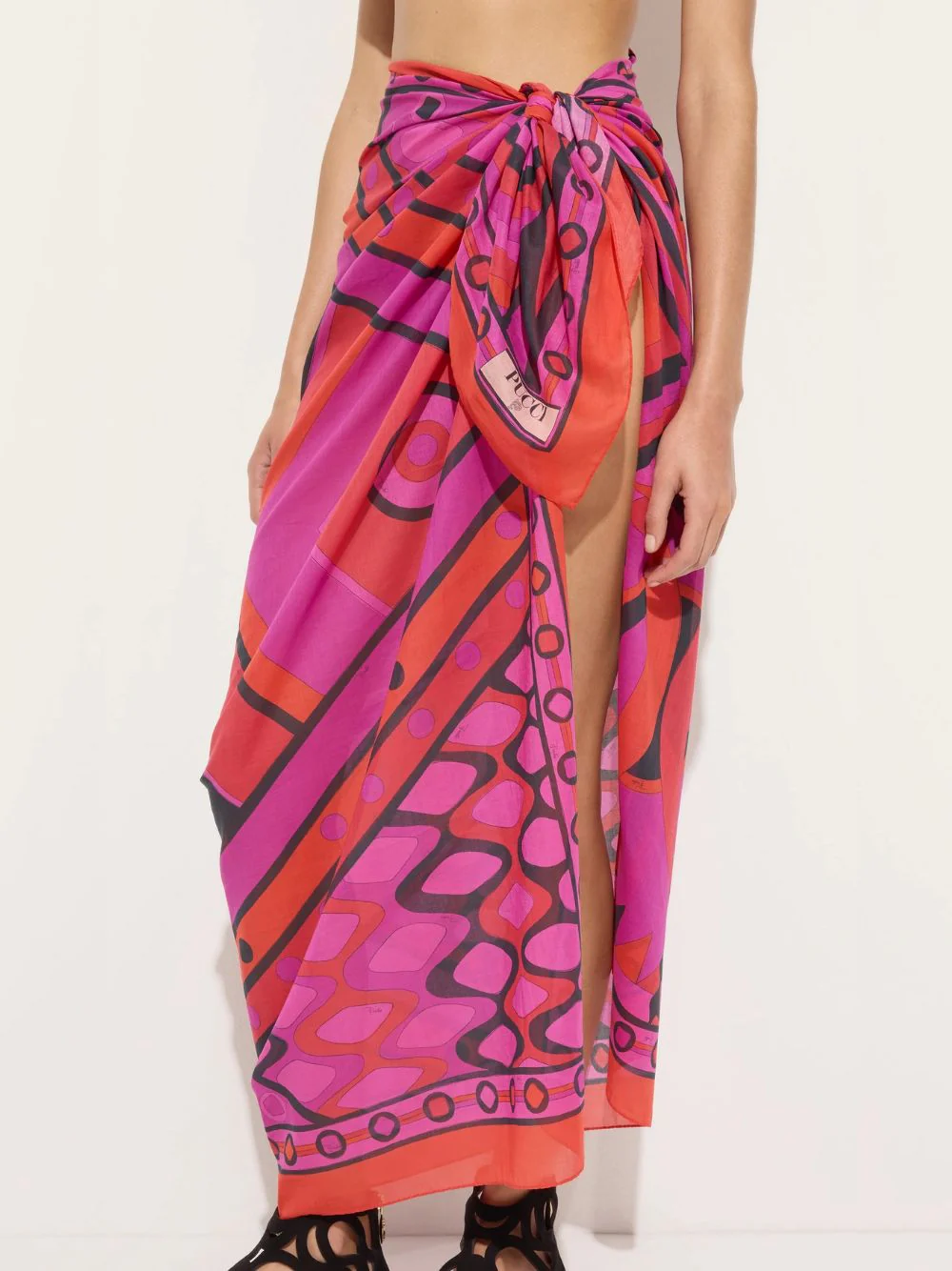 Fuchsia and Black Vivara Print Sarong - Image 2