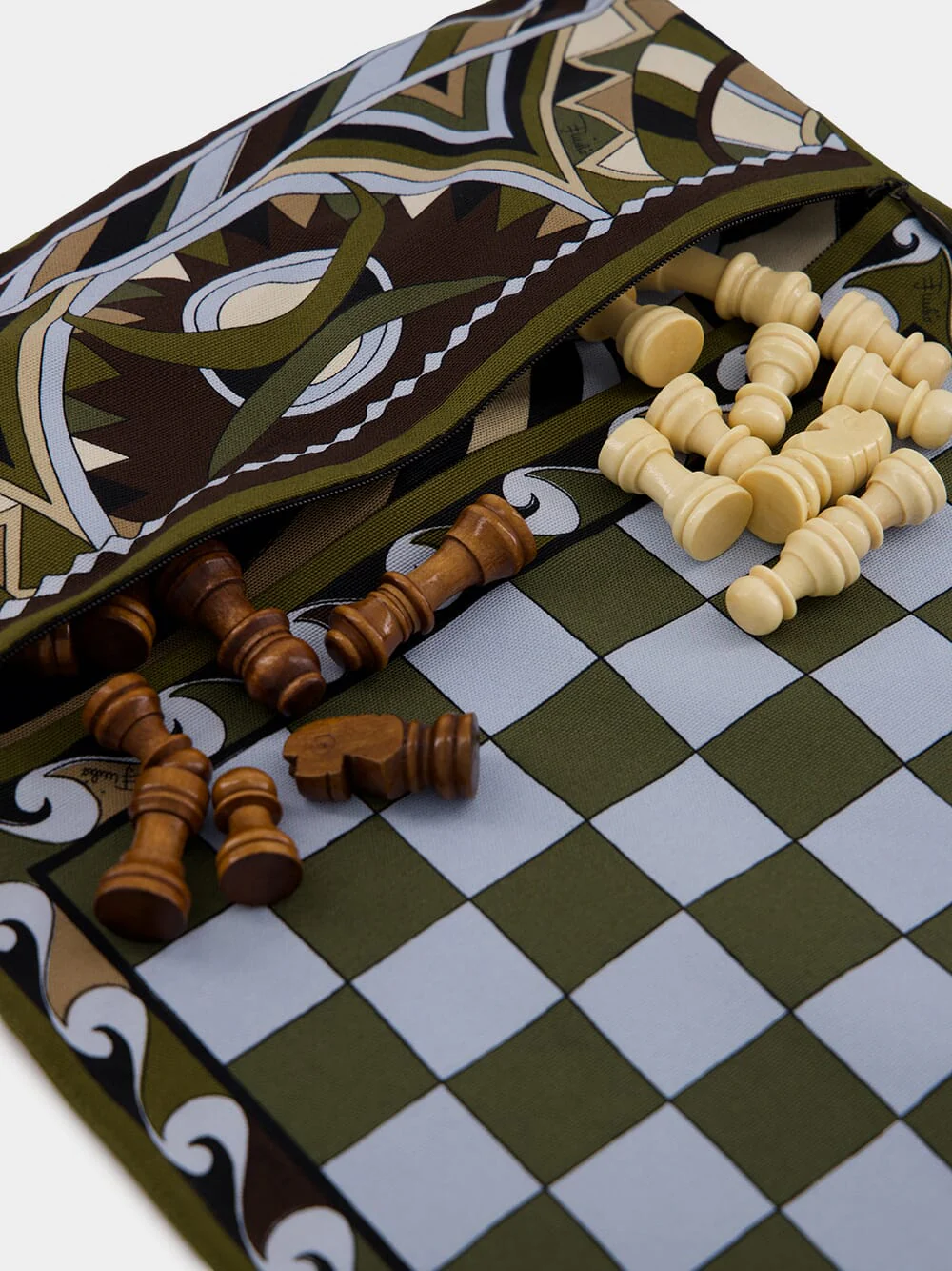 Khaki and Blue Vivara Travel Chess Set - Image 4