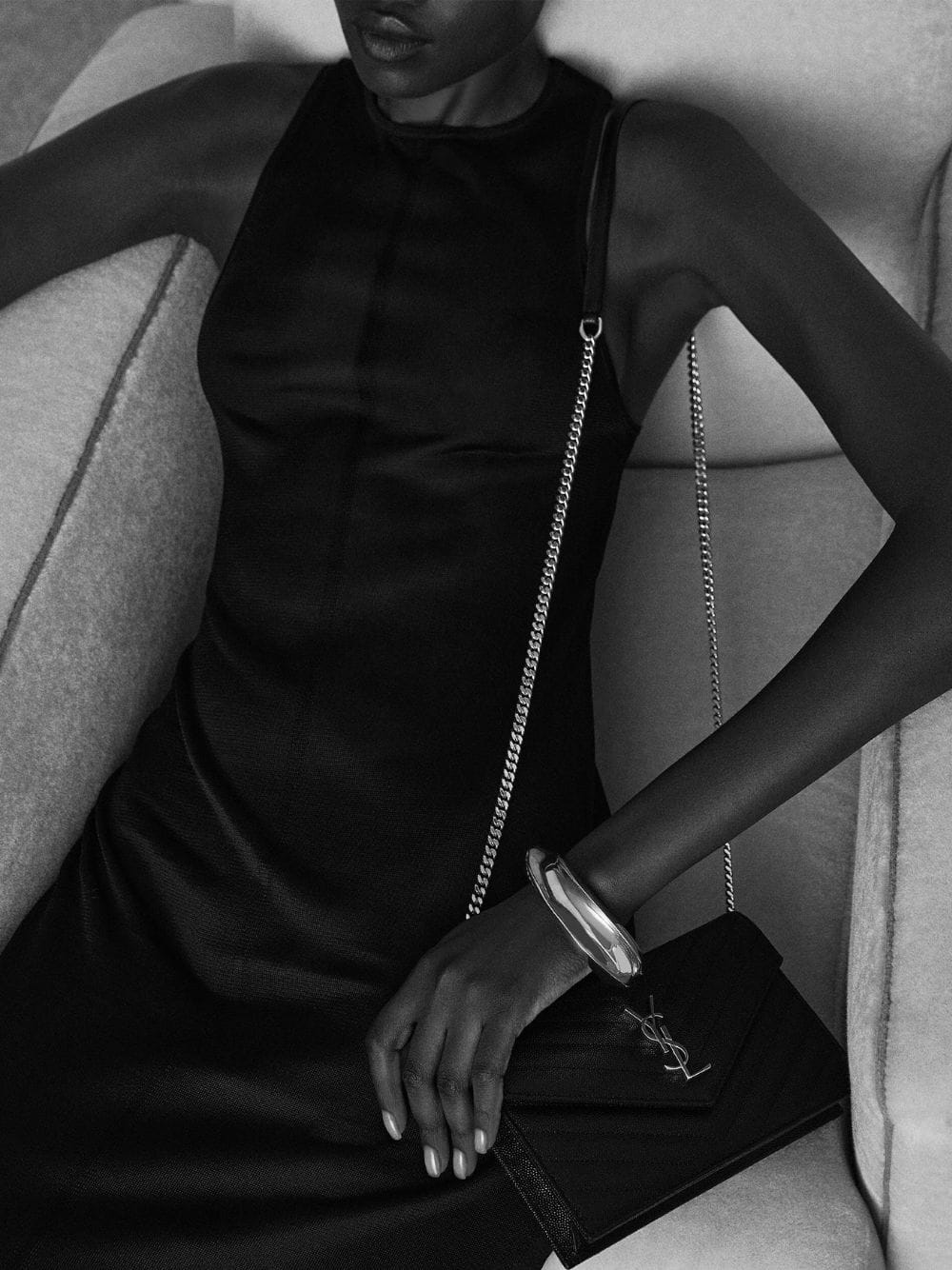 Black Cassandre Envelope Chain Wallet - Image 4