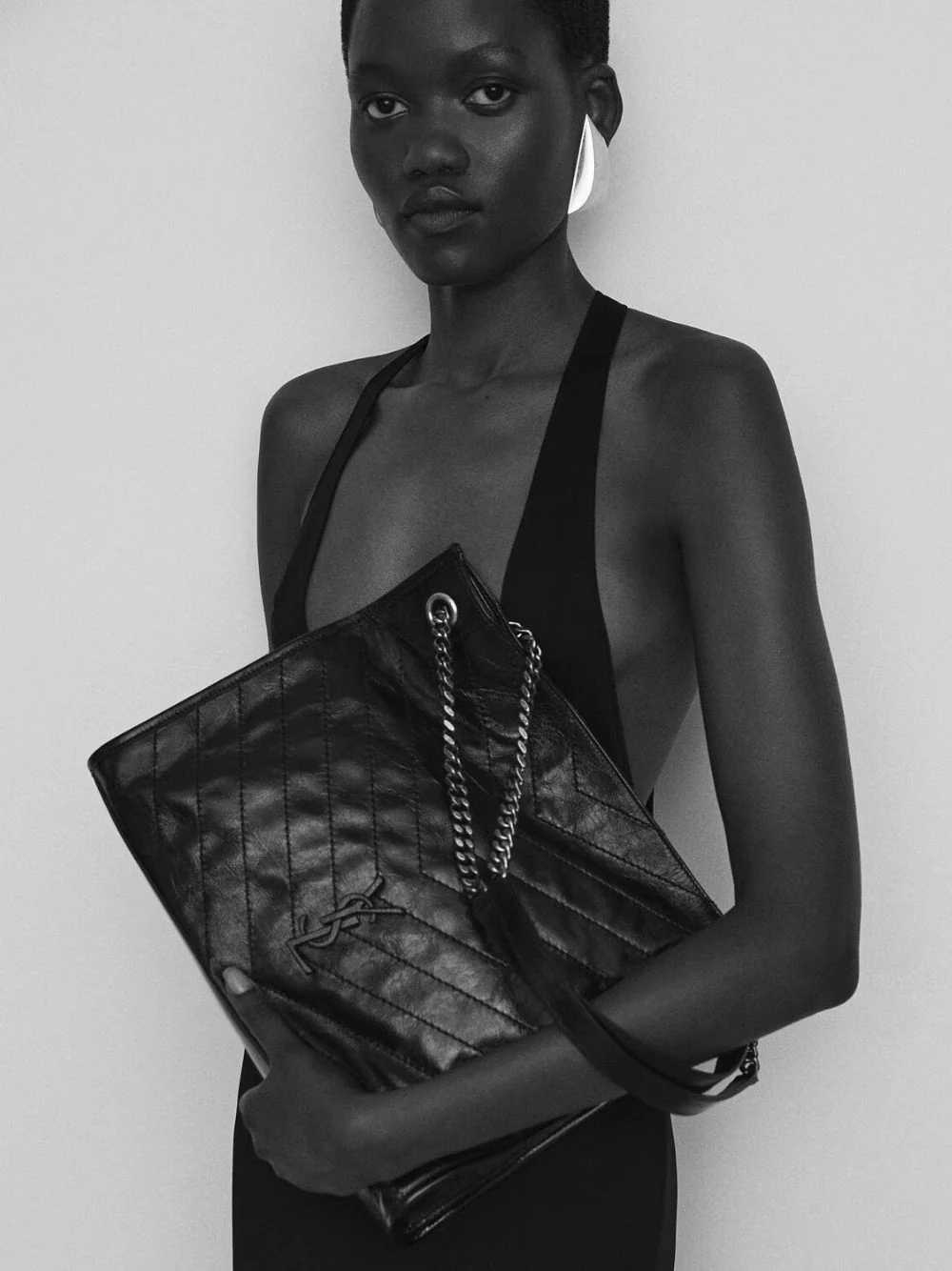 Black Niki Vintage Leather Shopping Bag - Image 2