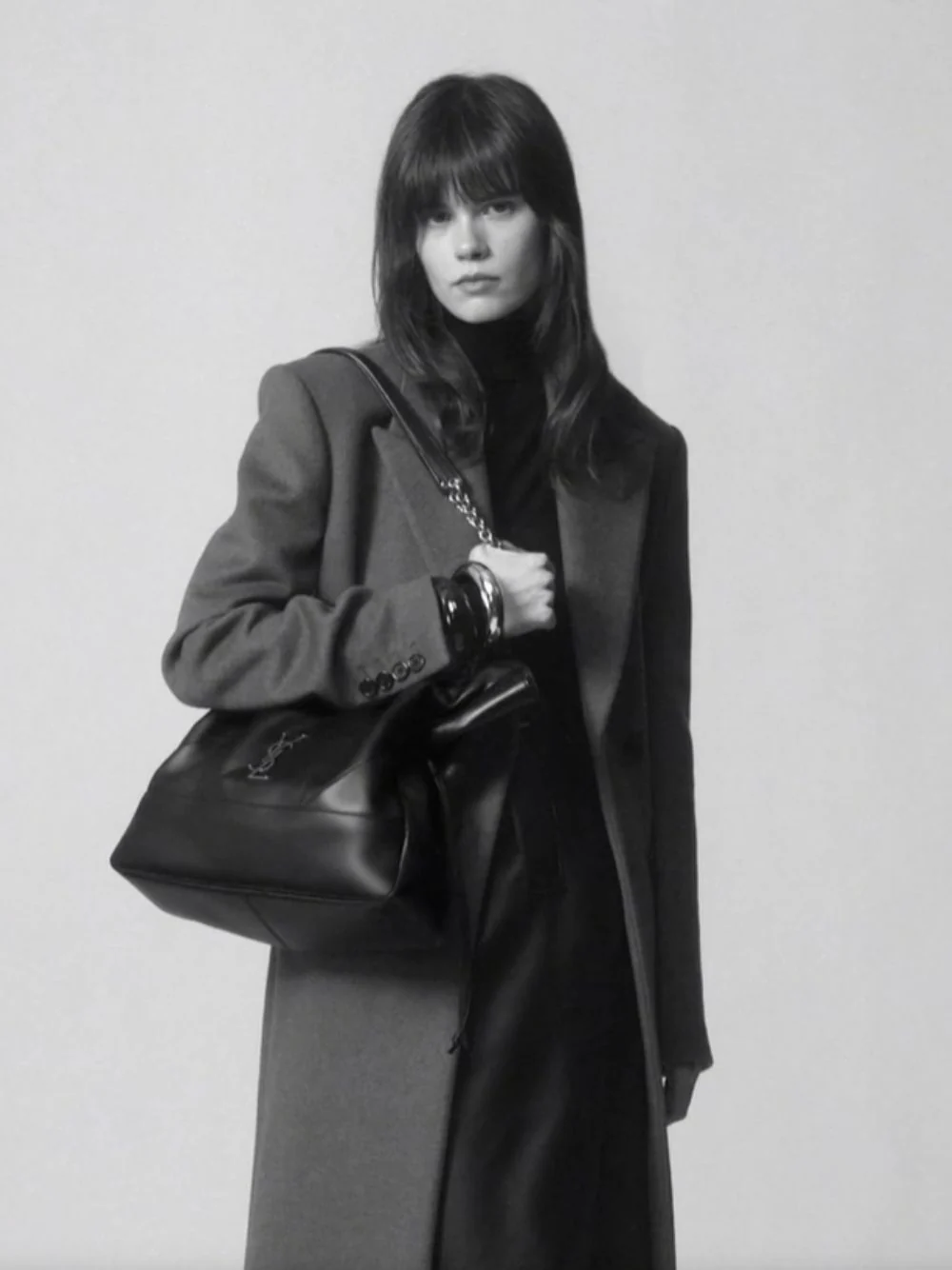Jamie Shopping Bag in Light Musk Lambskin - Image 2