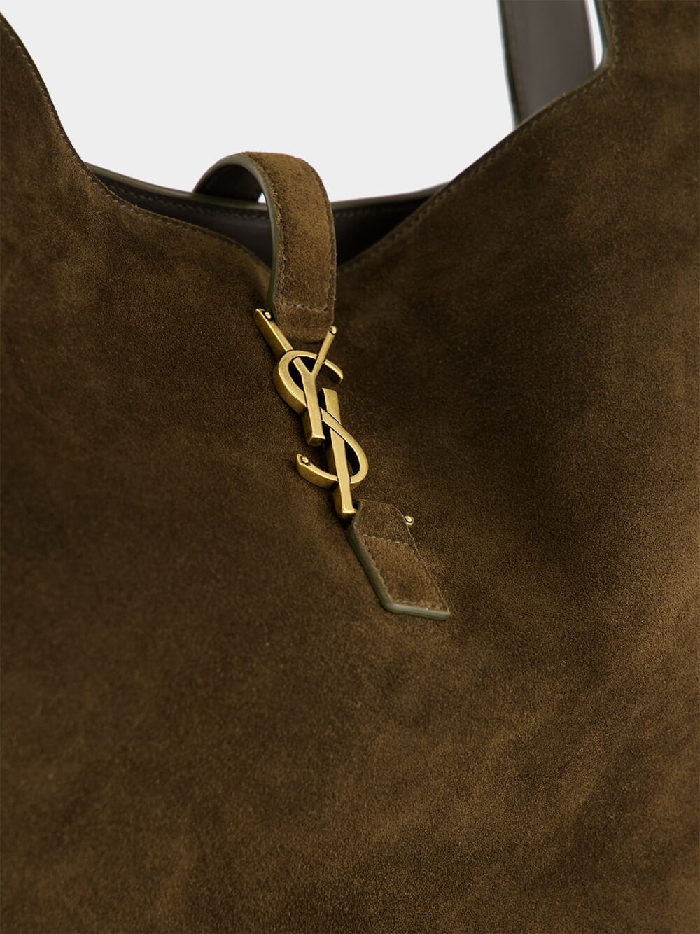 Le 5 à 7 Bea Tote in Light Musk Suede - Image 7