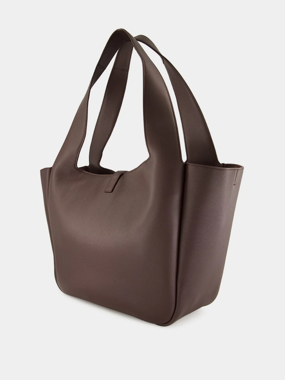 Le 5 à 7 Bea Tote in Raisin Grained Leather - Image 4