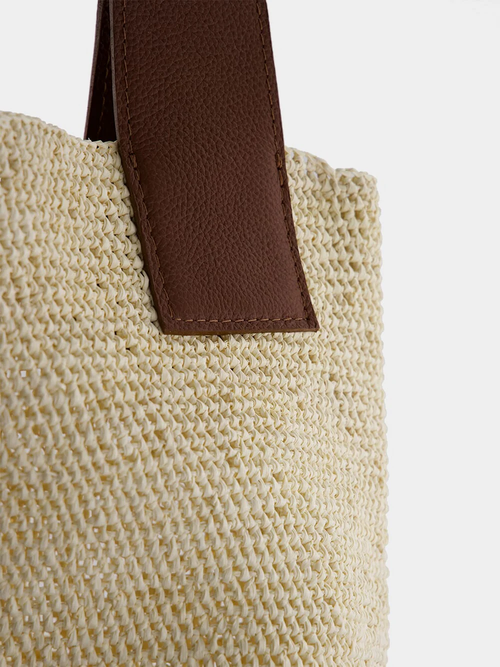 El Viajero Mini Straw Bag - Image 5