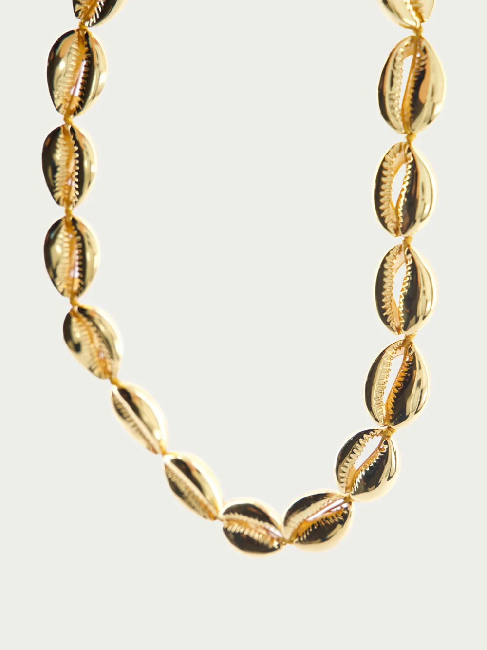 Puka S Large Necklace - Image 3