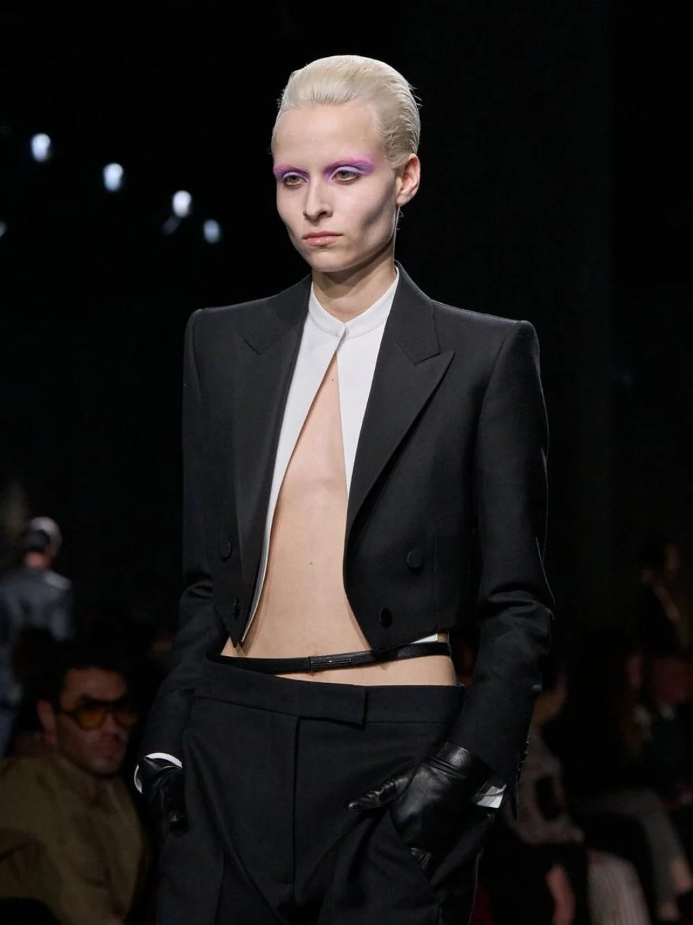 Black Supple Grain Leather Slim T Belt - Image 2