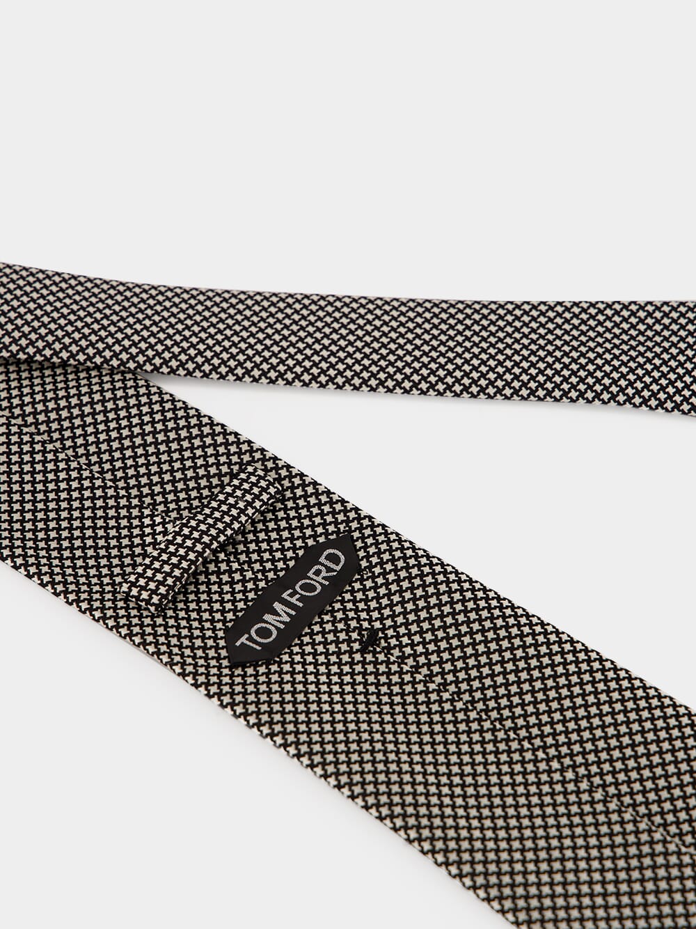 Black and Silver Mulberry Silk Tie - Image 4