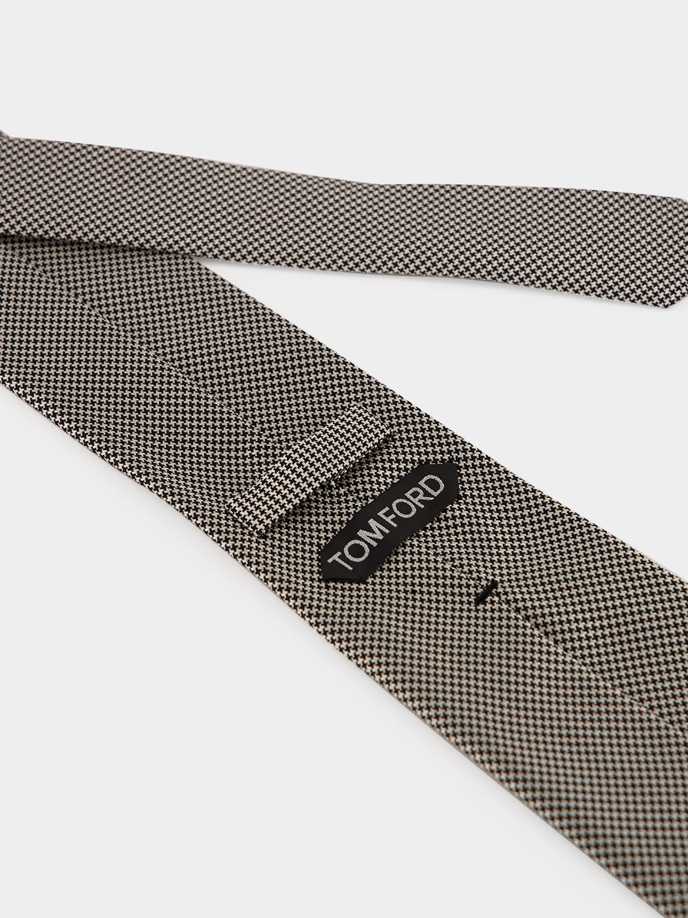 Silver and Black Mulberry Silk Tie - Image 3