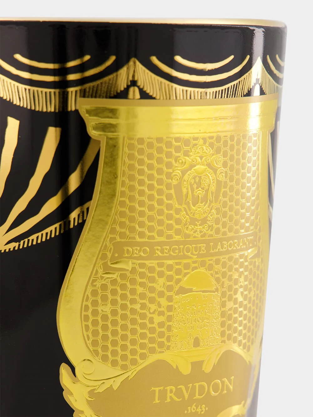 Fir Luxury Candle 800gr - Image 3