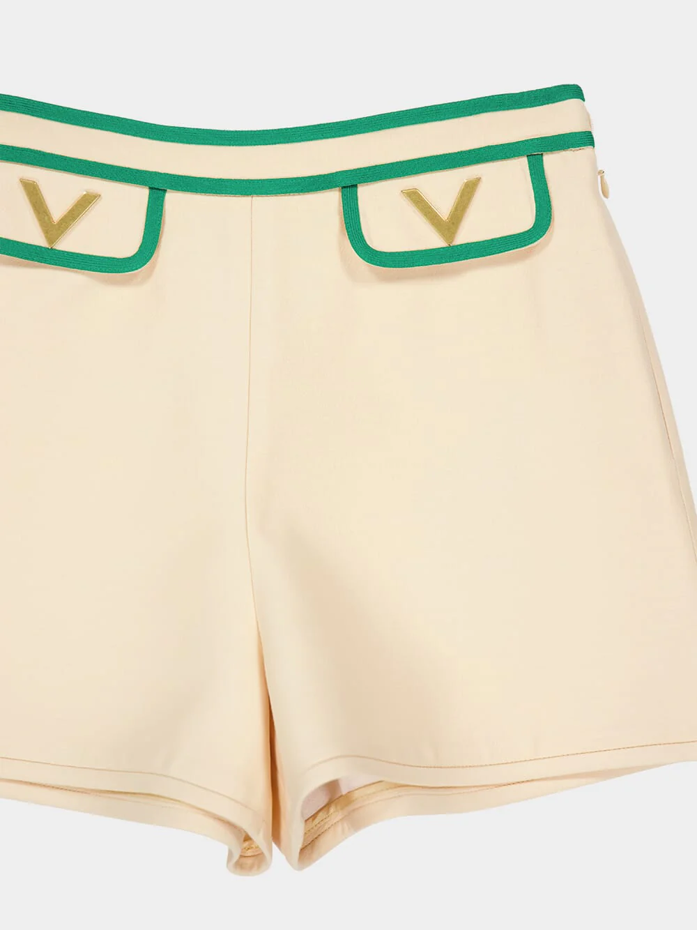 Betulla and Green Crepe Shorts with V Pockets - Image 3
