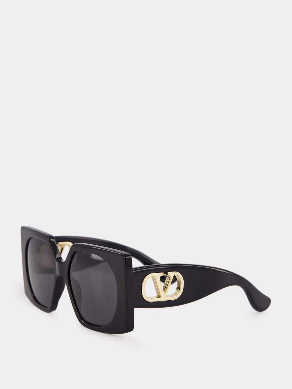 Black Vain Bold Sunglasses in Recycled Acetate - Image 4