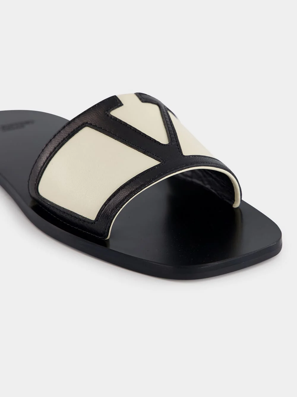 Black VG Viva Superstar Leather Slides - Image 7