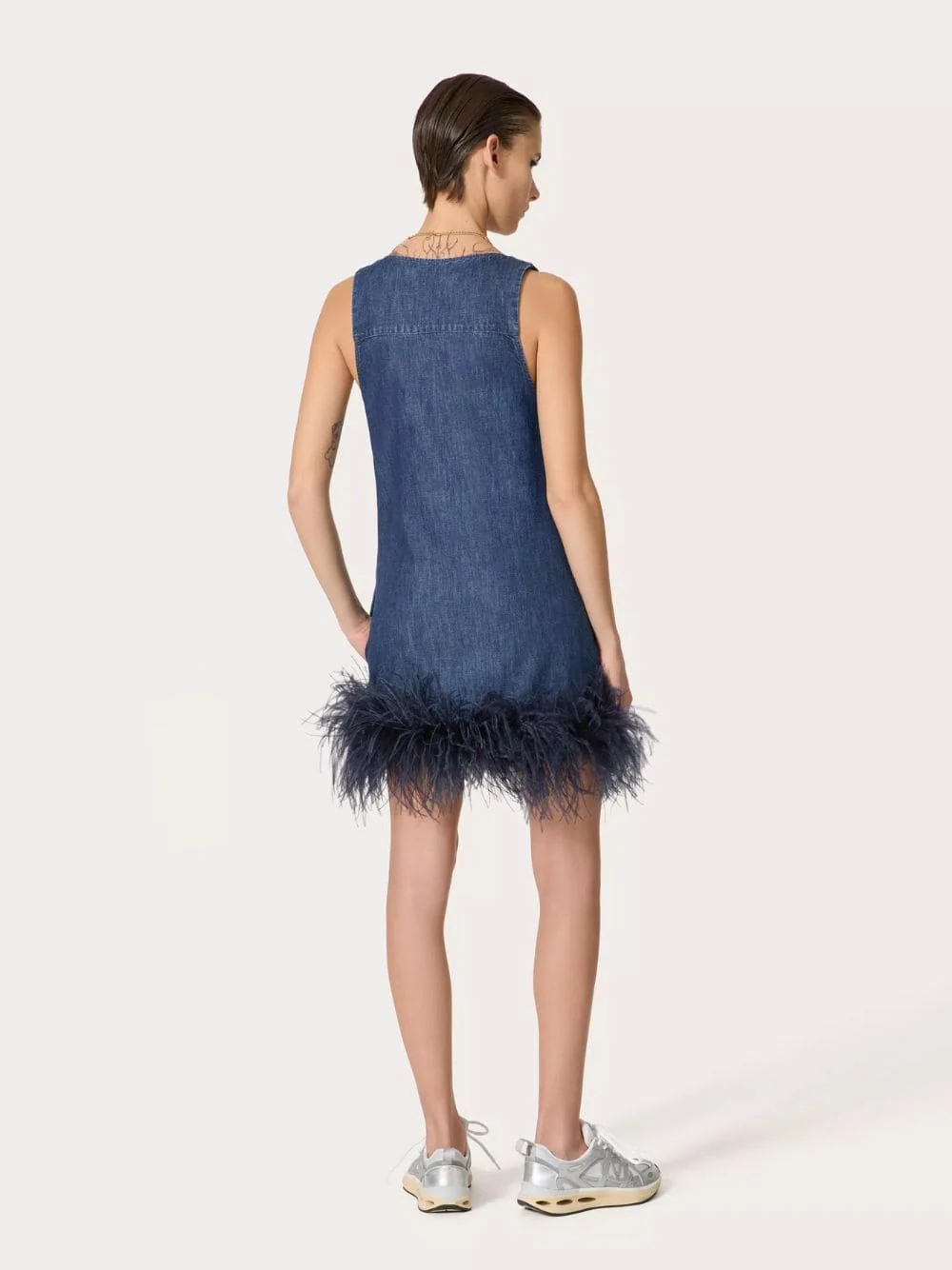 Blue V-Neck Sleeveless Denim Dress with Feathers - Image 4