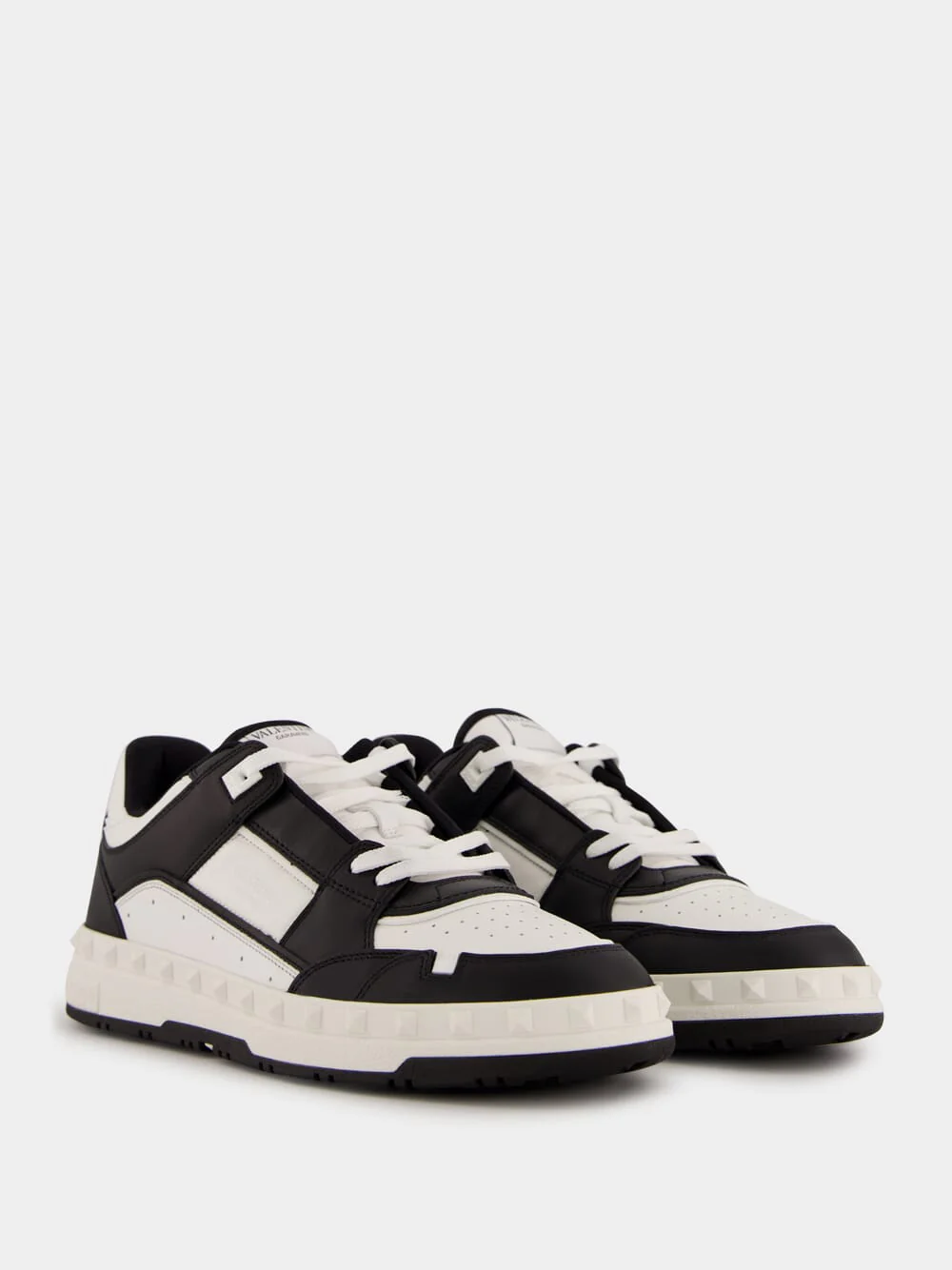 Freedots Low-Top Trainer in Calfskin - Image 3